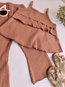 ست تاپ بندی و شلوار کبریتی